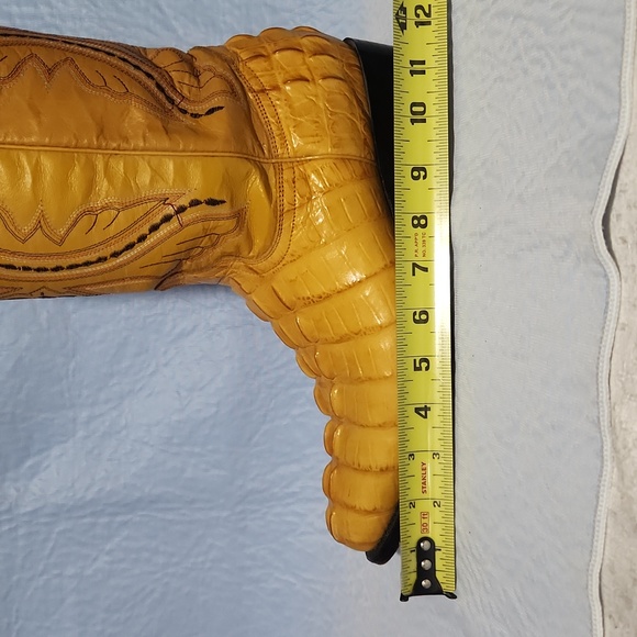 BOOTS Men's Size 9. IMITATION. Yellow Western Cowboy Boots - Picture 5 of 12